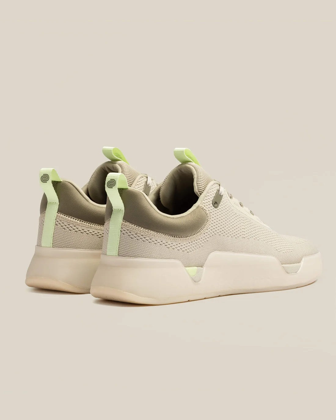 While On Earth Move Trainer | Dune Citron