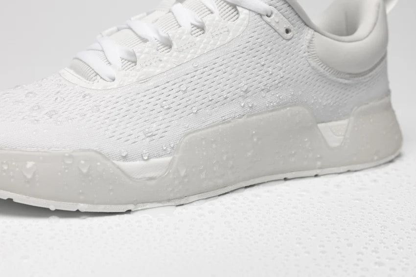 While On Earth Move Trainer HydroKnit | White