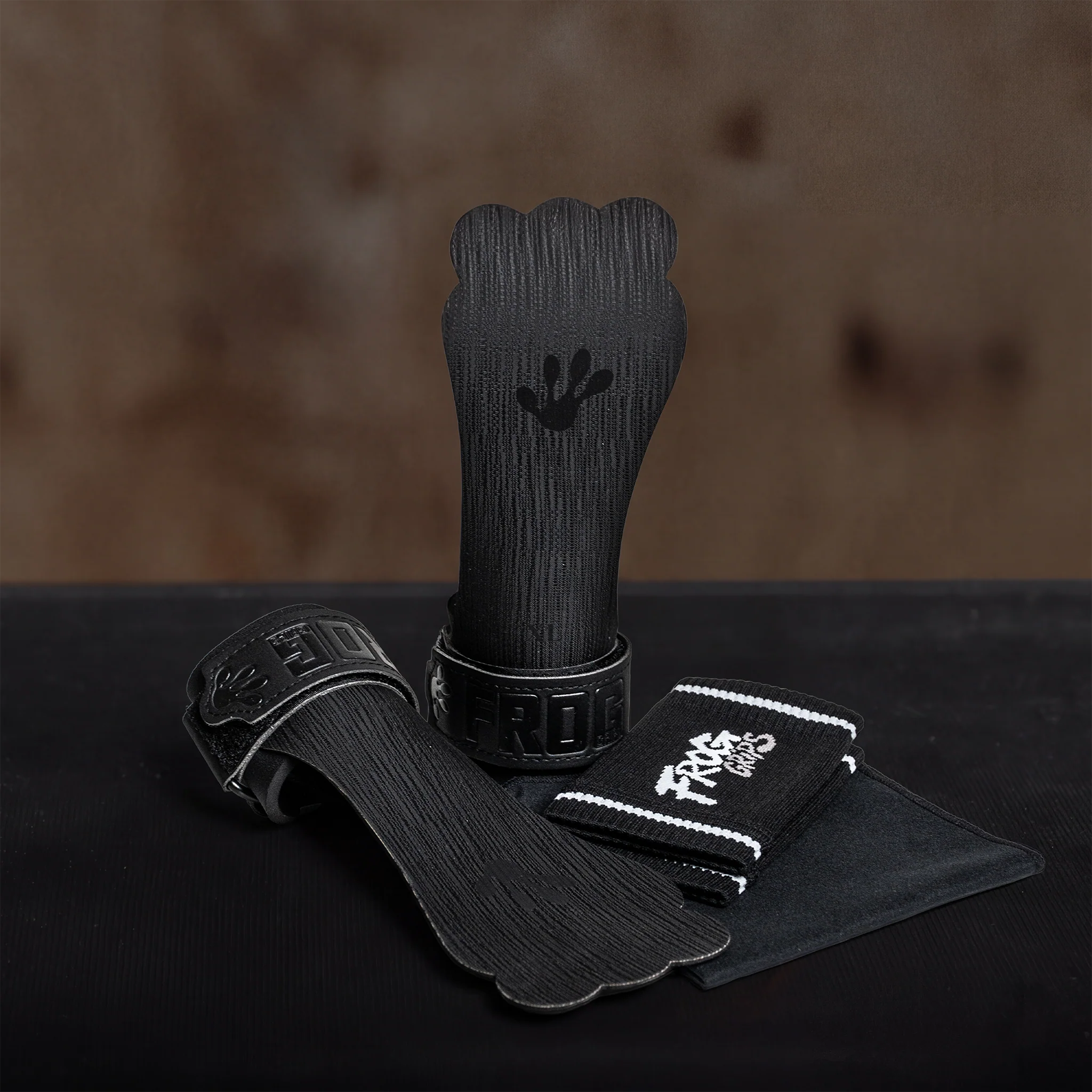 FROG GRIPS ELITE HYBRID - BLACK