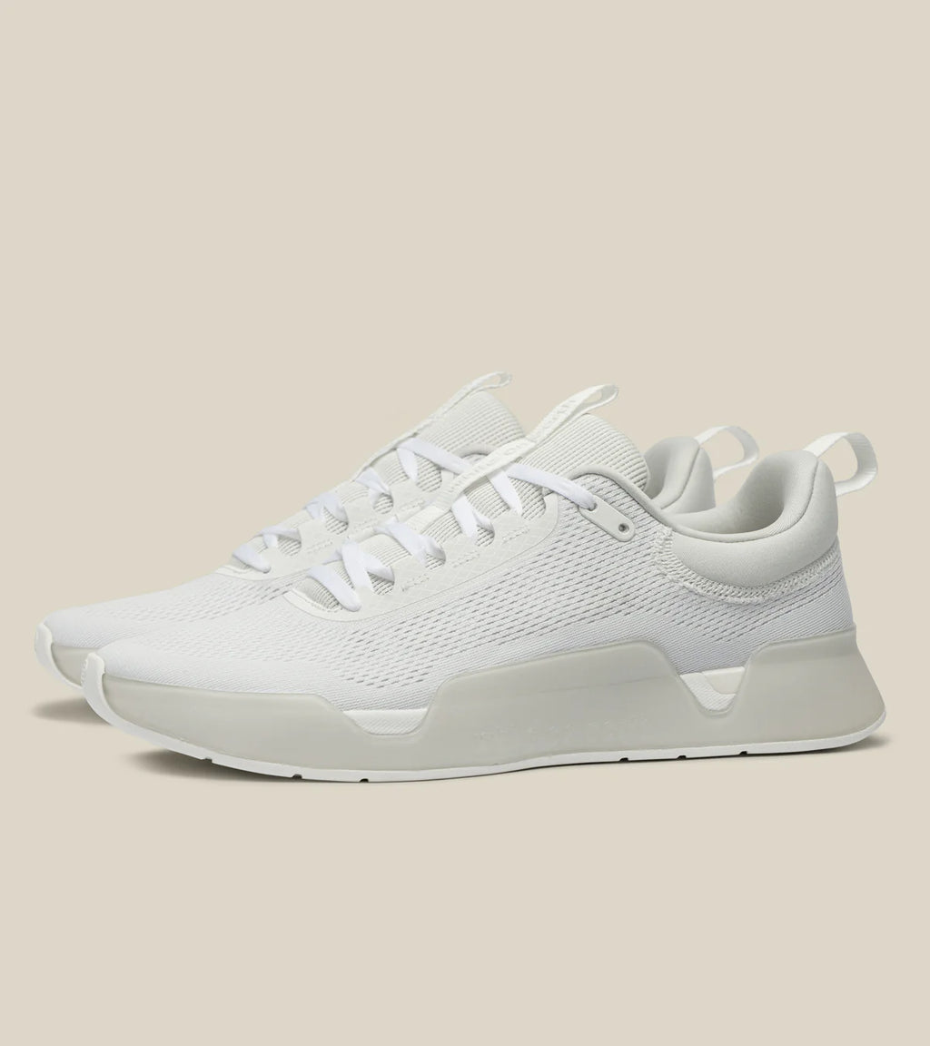 While On Earth Move Trainer HydroKnit | White