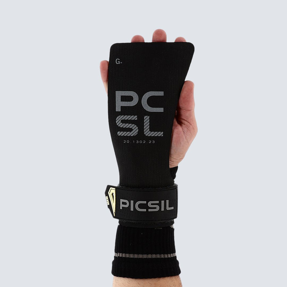 Calleras Heron Grips | Moonless Picsil